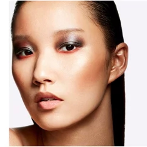 🆕 M∙A∙C Hyper Real Flow Palette “Get it Glowin” - Picture 4 of 14